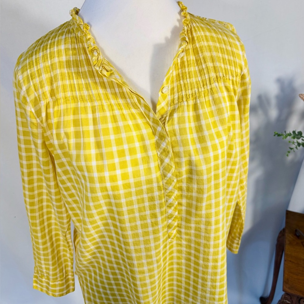 J.Crew Pintuck Yellow Gingham Blouse Ruffle Neck Long Sleeve Sz 2P💛 - Picture 3 of 11